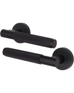 (C) ALEXANDER & WILKS KINGSTON KNURLED LEVER ON ROSE - MATT BLACK